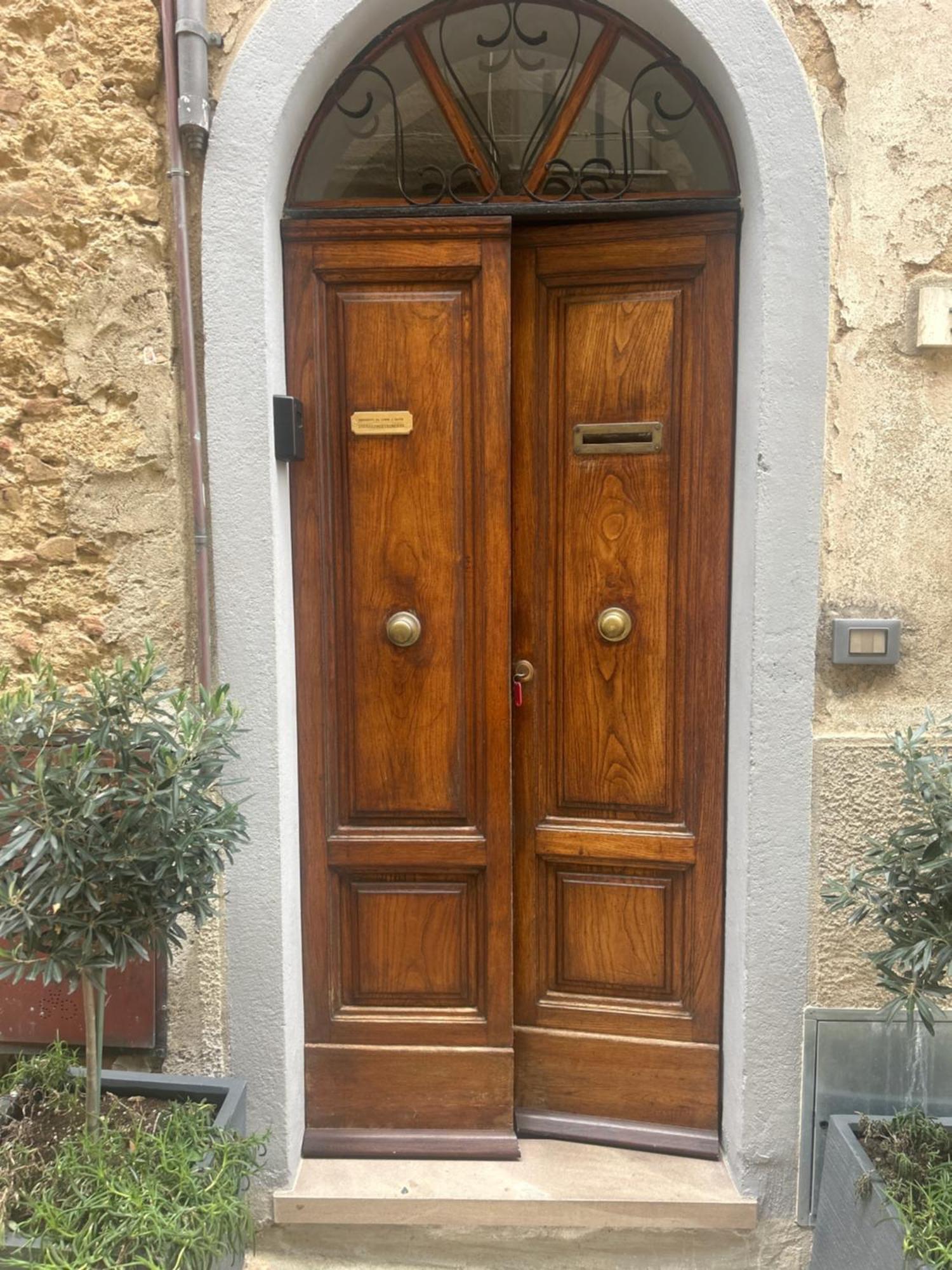 Appartamento Benvenuti Da Linda E David Volterra Esterno foto
